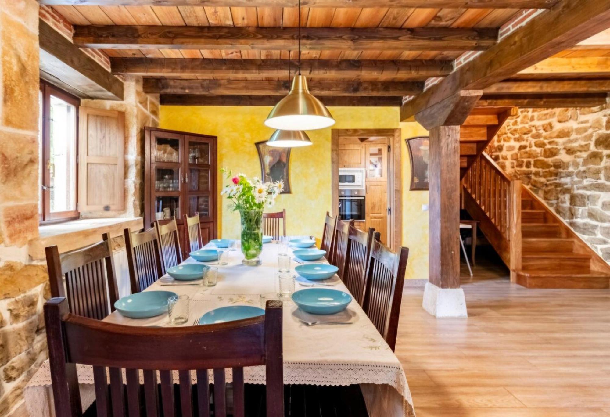 Casa De Pueblo Las Golondrinas De Luena San Miguel de Luena Eksteriør billede