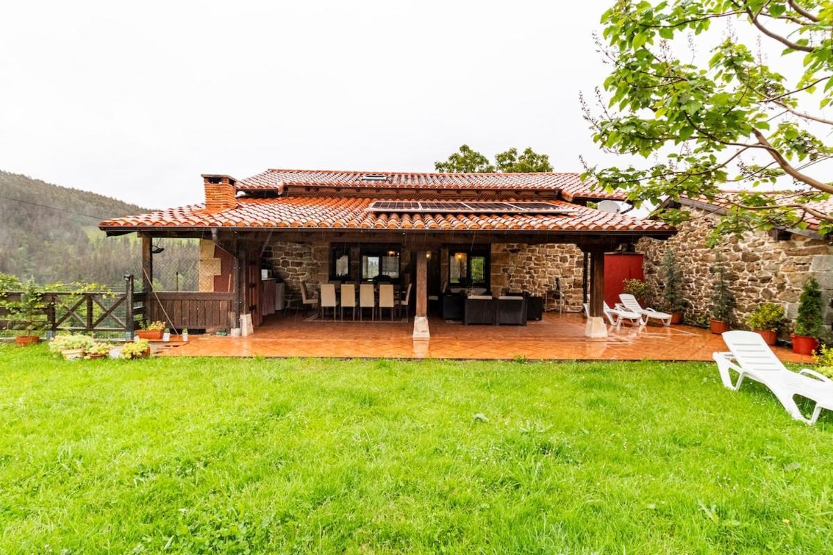 Casa De Pueblo Las Golondrinas De Luena San Miguel de Luena Eksteriør billede