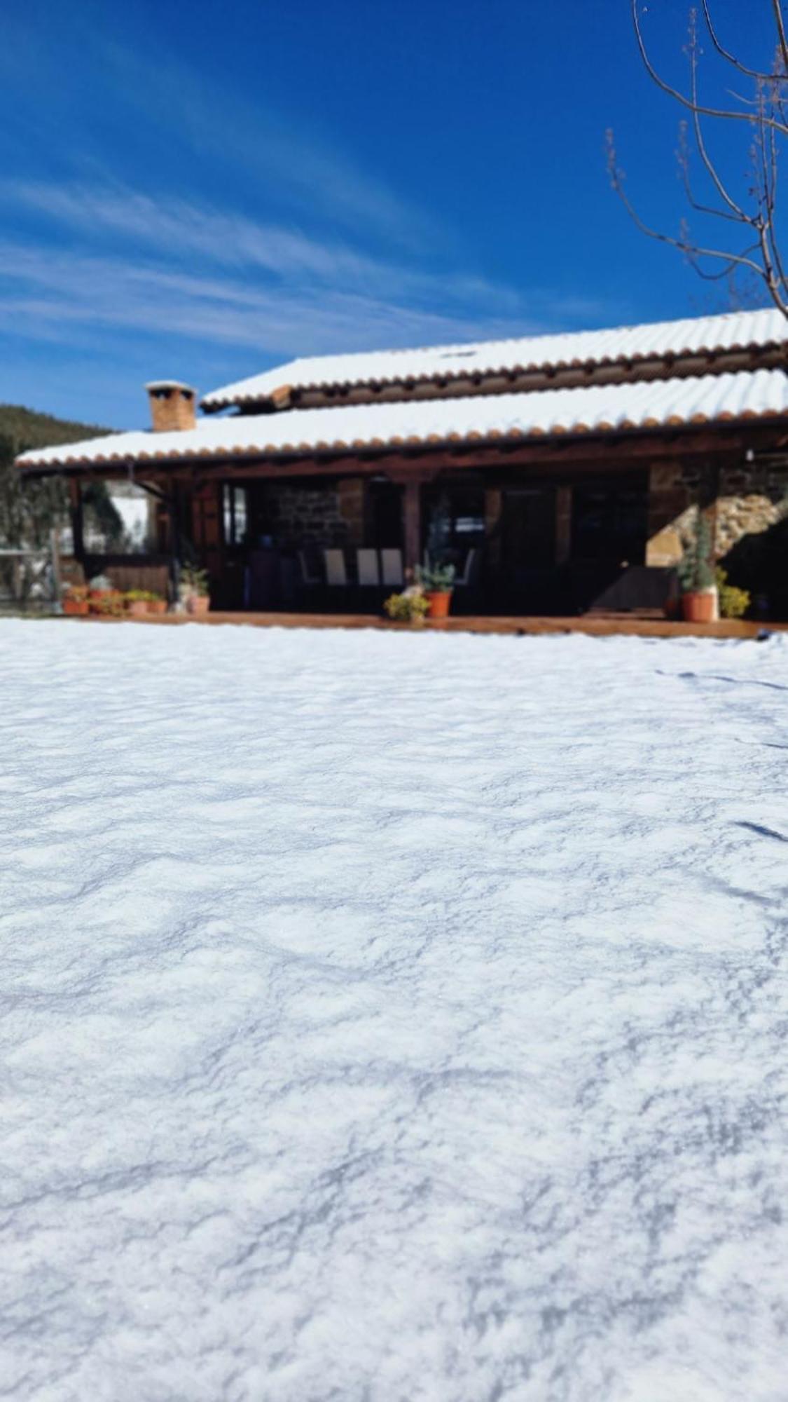 Casa De Pueblo Las Golondrinas De Luena San Miguel de Luena Eksteriør billede