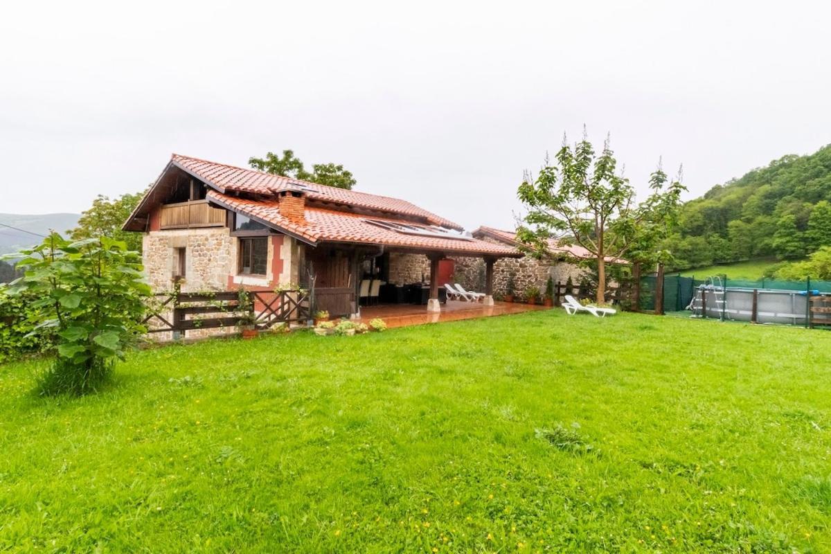 Casa De Pueblo Las Golondrinas De Luena San Miguel de Luena Eksteriør billede